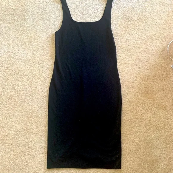 Zara Black Scoop Neckline Fitted T-shirt Dress - Picture 3 of 4